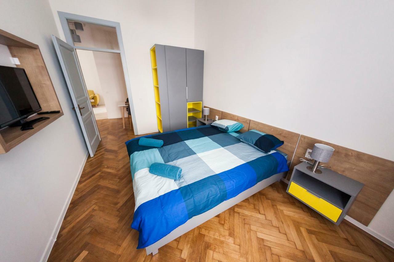 Central Luxury 3 Kaloşvar Dış mekan fotoğraf