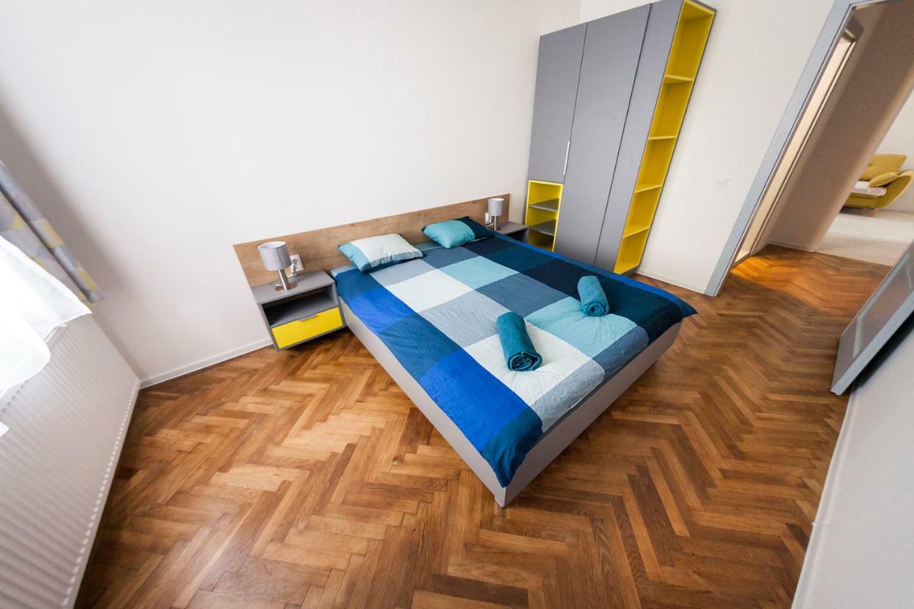 Central Luxury 3 Kaloşvar Dış mekan fotoğraf